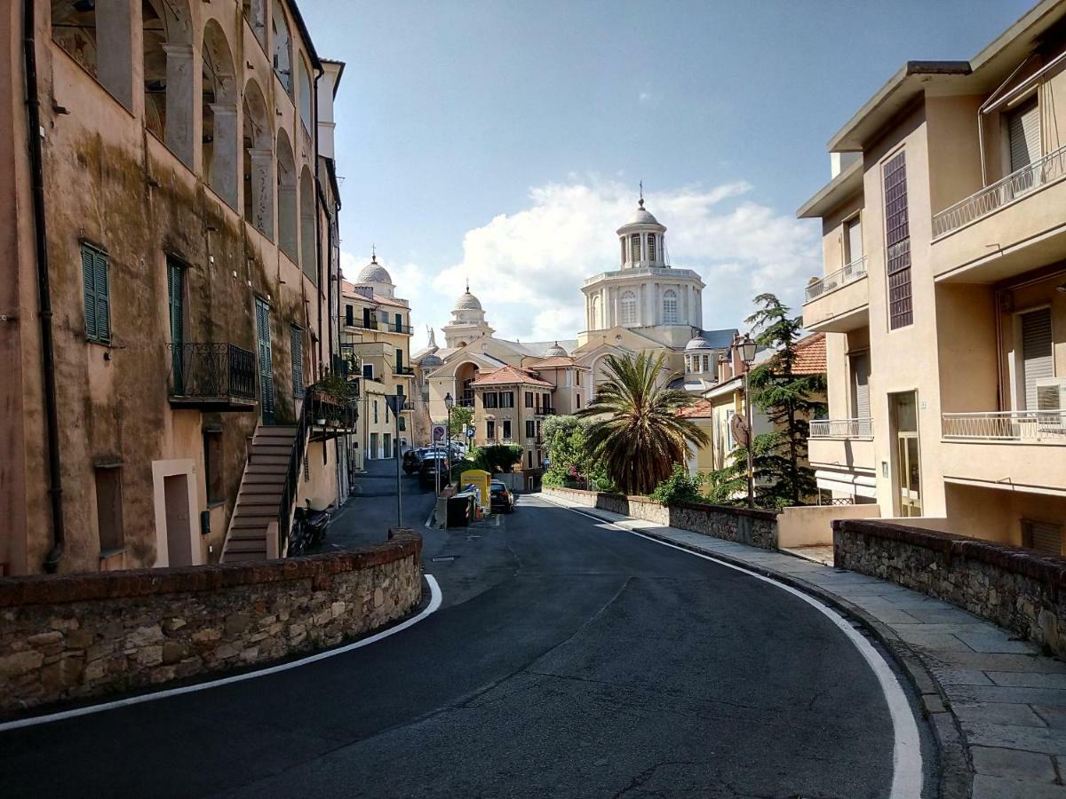 Isola Di Man Imperia Exterior photo