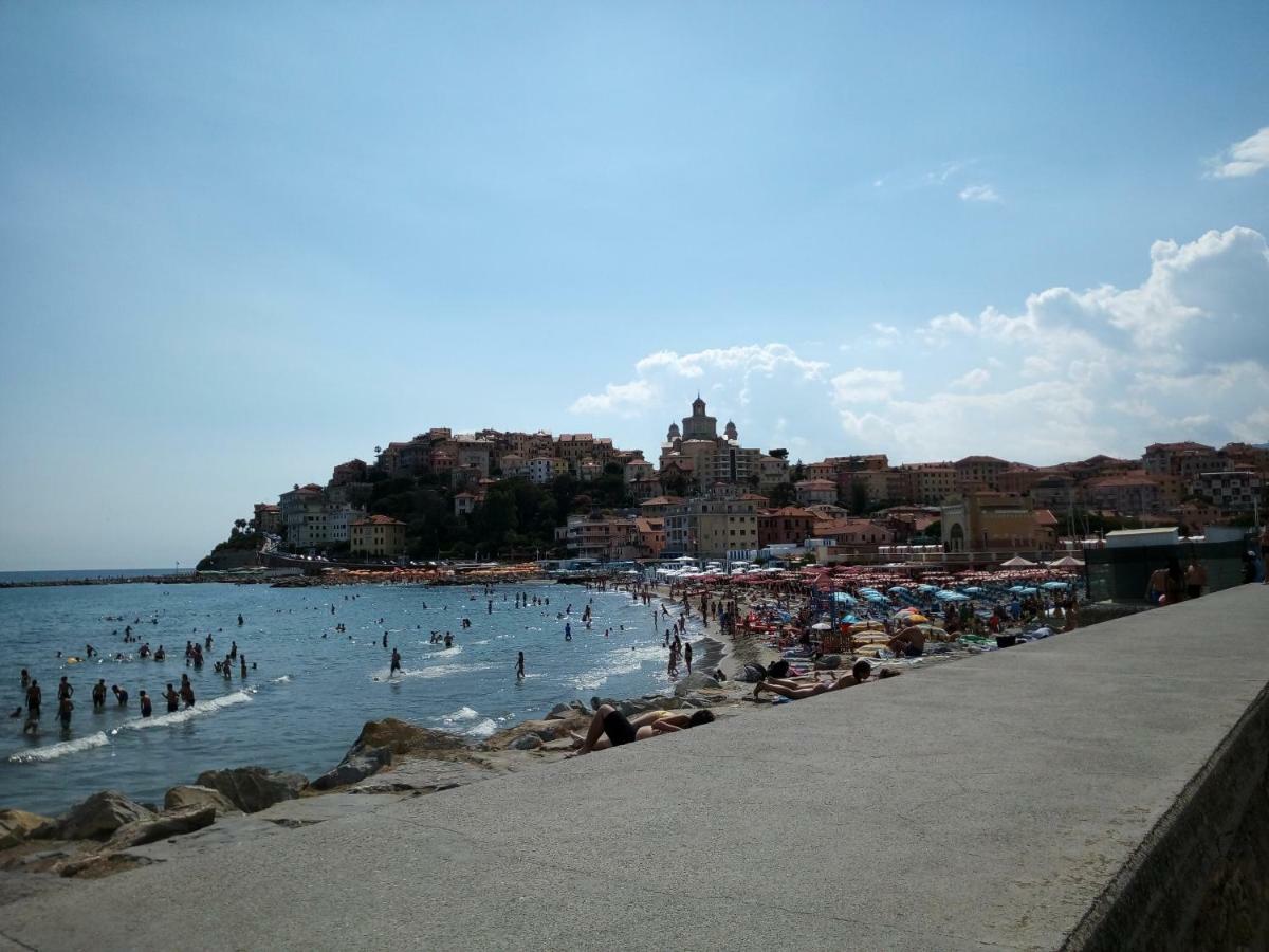 Isola Di Man Imperia Exterior photo